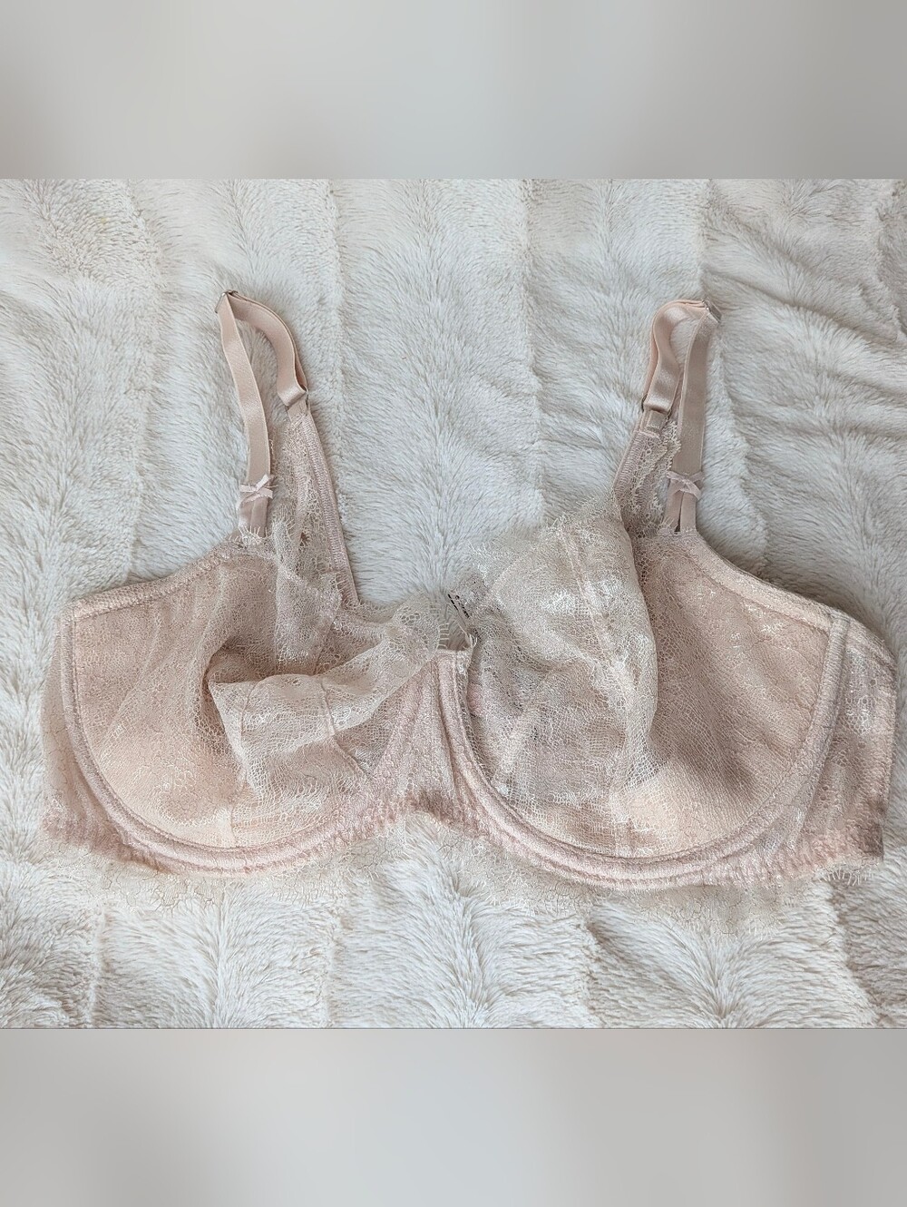 Victoria's Secret Dream Angels Lace Unlined Underwire Bra Nude 36DD